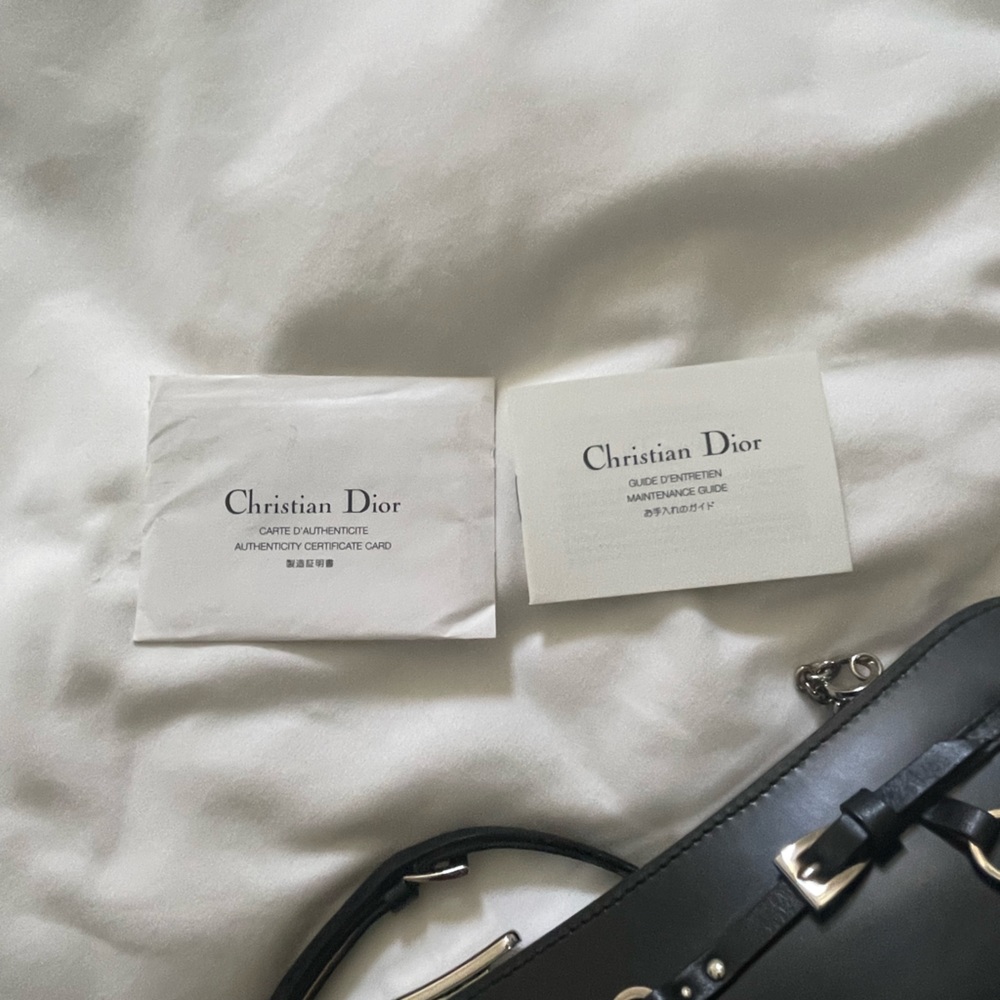 100% Authentic Vintage Christian Dior patent leather shoulder or clutch bag. - Picture 6 of 10